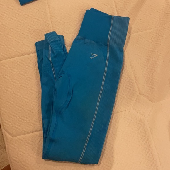 Gymshark set - Picture 7 of 7